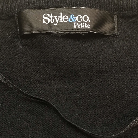 😎 Style & Co. Black 6-Button Front Knit Shrug - Picture 2 of 4